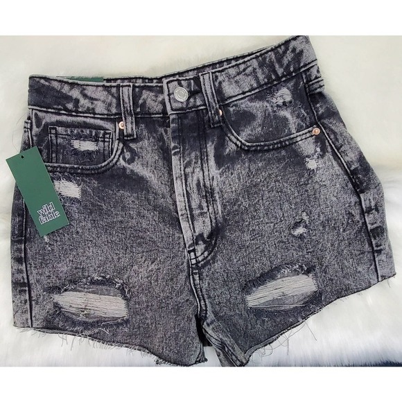 Wild Fabel Women's Super -High Rise Jeans Short Bundle !!! (NWT) - Picture 5 of 16